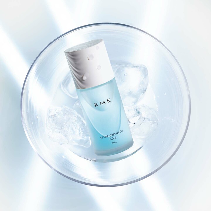 「RMK」のフェースオイル『W トリートメントオイル クール』