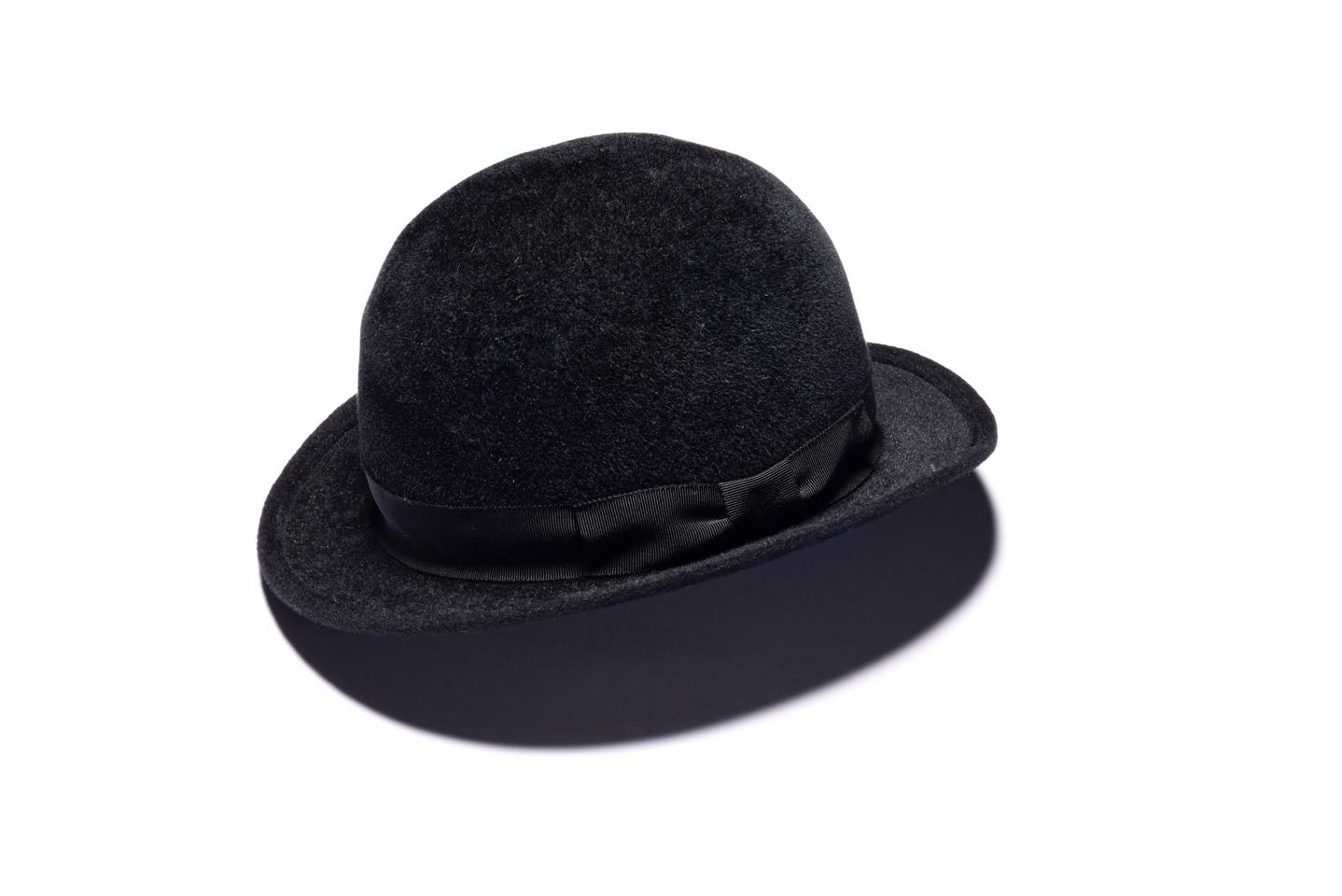 帽子¥36,000(アンソニーペト)