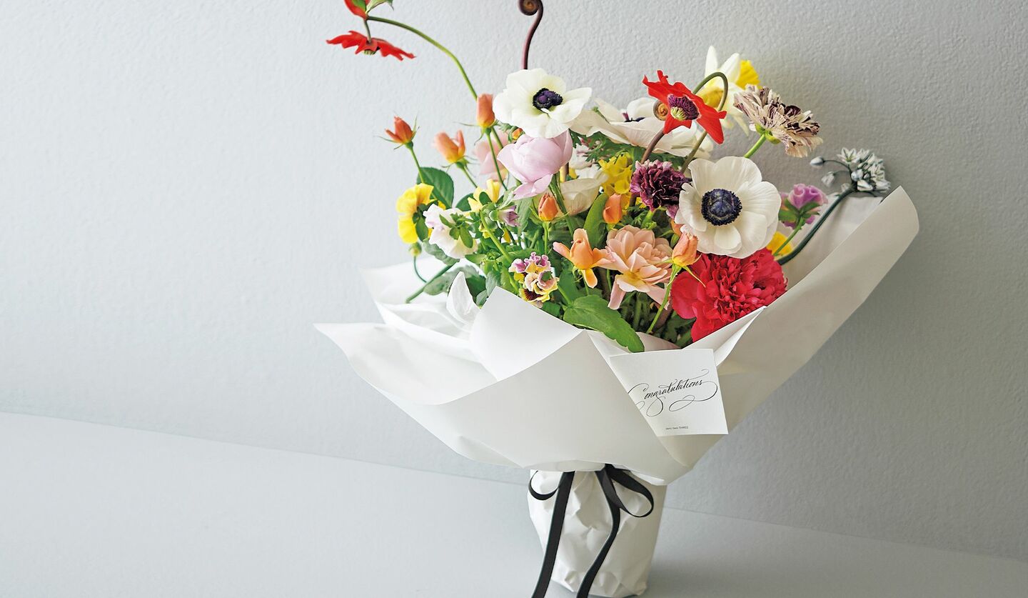 Flower shop BIOTOP by zero two THREEによる花束