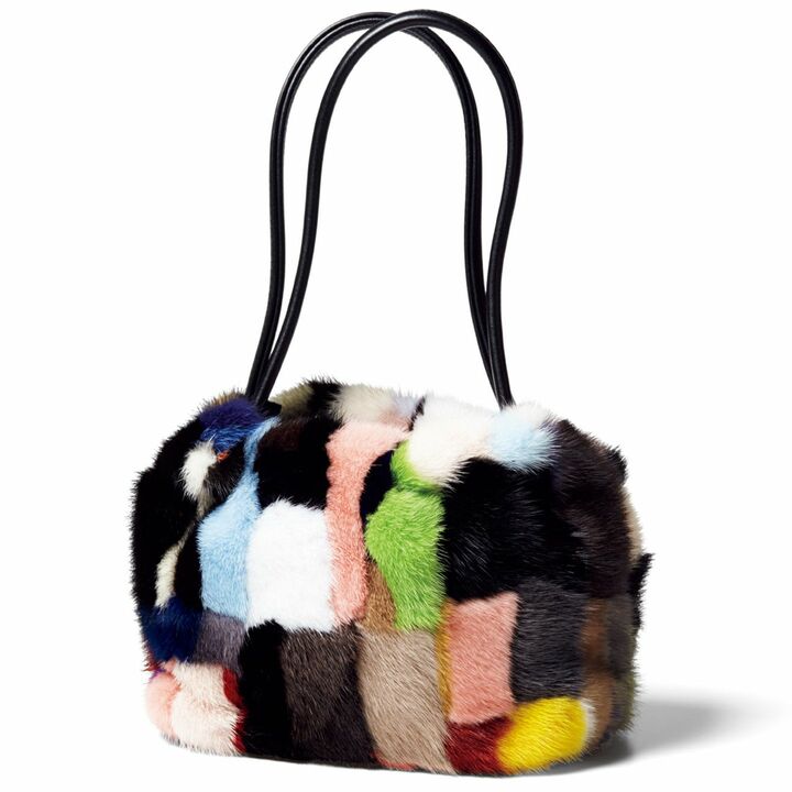 バッグ￥38,000（和光〈レキシャペル〉）　[Precious2018年12月号307ページ] 　