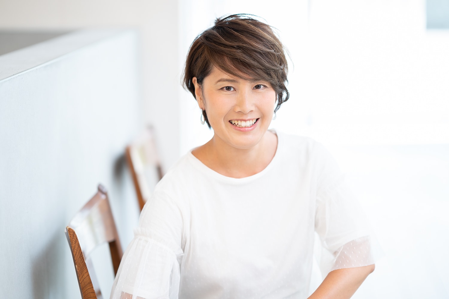 ■ゆとりのあるレイヤーを入れた前髪ありのショートボブ