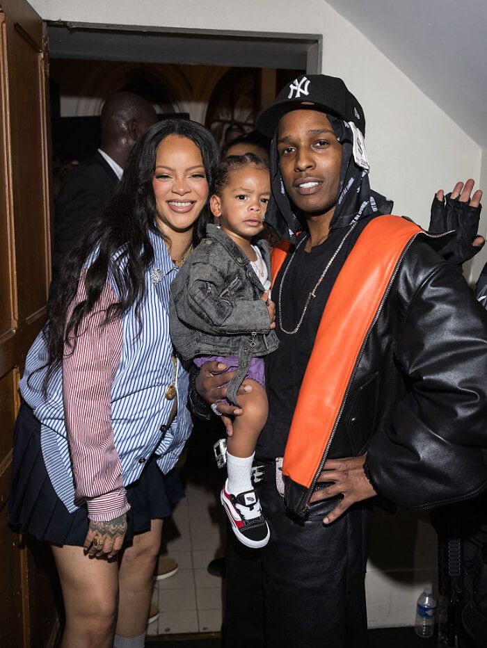 2025年6月 パリ ファッション・ウィーク AWGE フロントロウ。