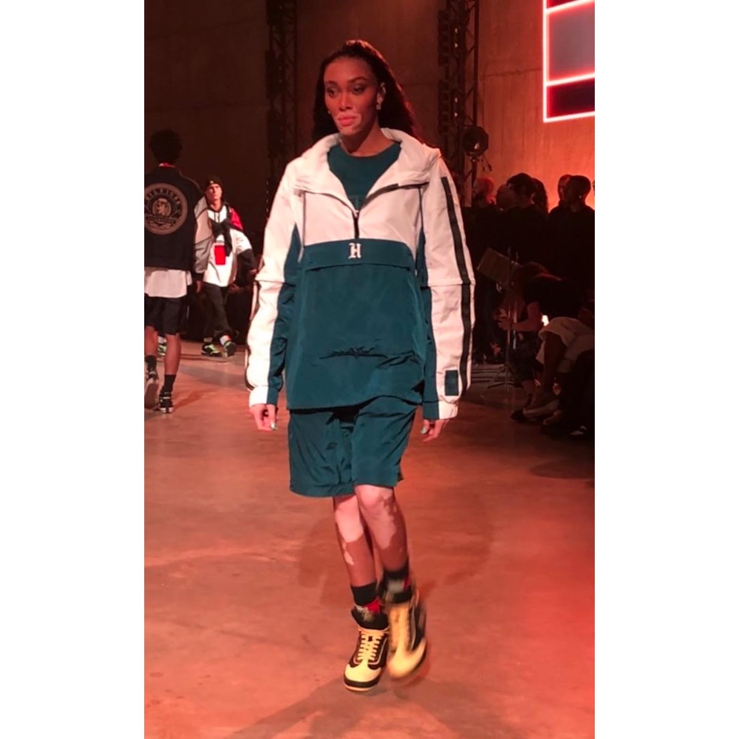 ファッションニュース_10,コレクション_10