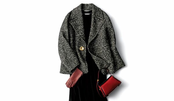 2/5 Thu｜ツイードコートで深みを加えたブラックスタイルを、シックなボルドーバッグでセンシュアルに【365日コーディネート】