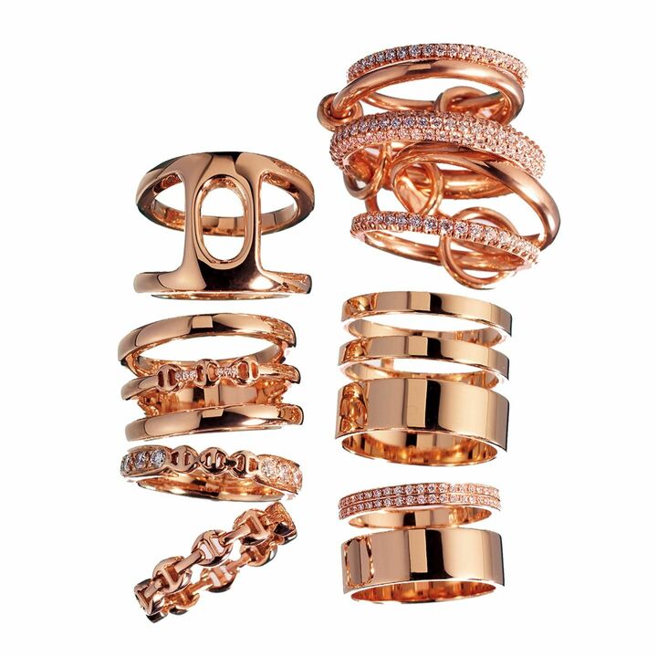 リング　左上から反時計回りに／「DAME PHANTOMⅡ」￥684,000［ローズゴールド］・「ASSET」￥641,000［ローズゴールド×ダイヤモンド］・「AMERICANA WITH DIAMONDS」￥780,000［ローズゴールド×ダイヤモンド］・「MICRO DAME Ⅲ TRI-LINK」￥234,000［ローズゴールド］（サザビーリーグ〈ホーセンブース〉）、「ベルベル」￥590,000［ピンクゴールド×ダイヤモンド］・￥380,000［ピンクゴールド］・（エストネーション〈レポシ〉）、「VENUS ROSE」￥2,070,000［ローズゴールド×ダイヤモンド］（サザビーリーグ〈スピネリ キルコリン〉）  [Precious2018年11月号84ページ] 