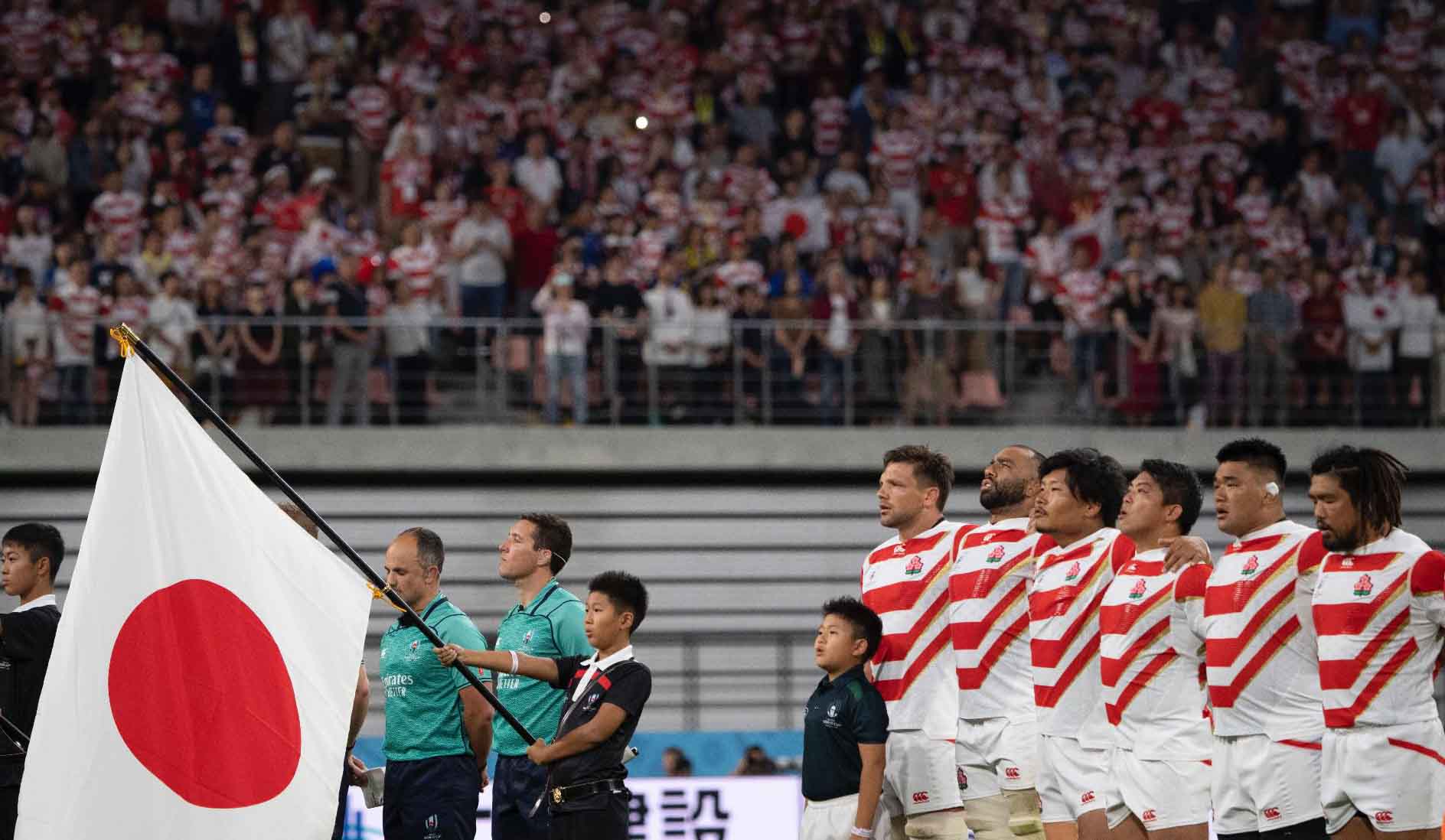 日本代表vsサモア戦。国歌斉唱シーン