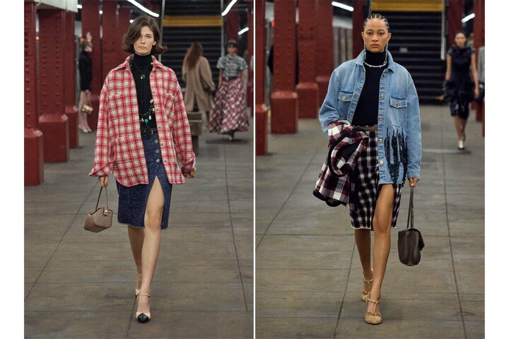 シャネルの「2026年 メティエダール コレクション」ルック