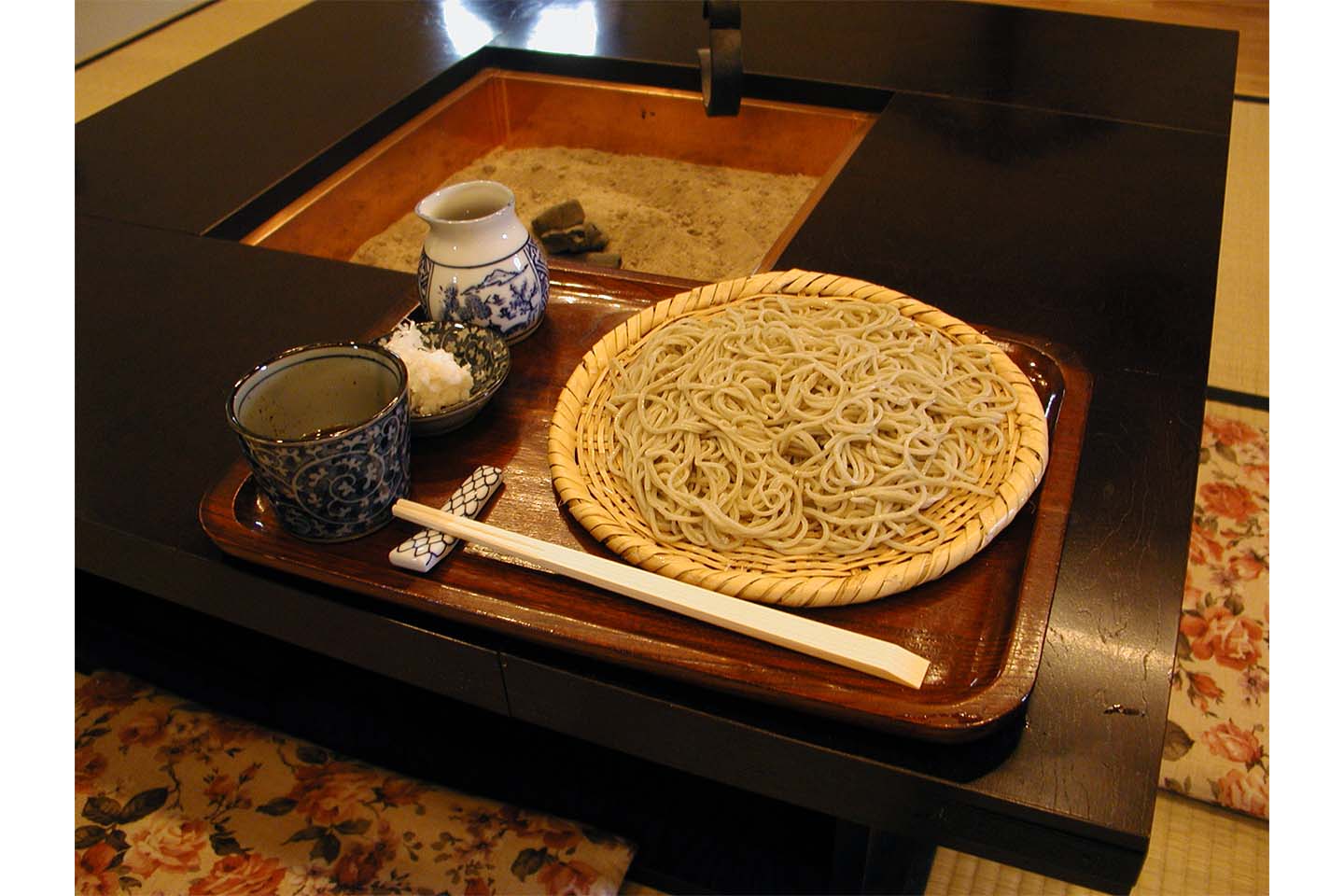 貝塚さんのお店「手打そば処 玄庵」の「せいろそば」820円