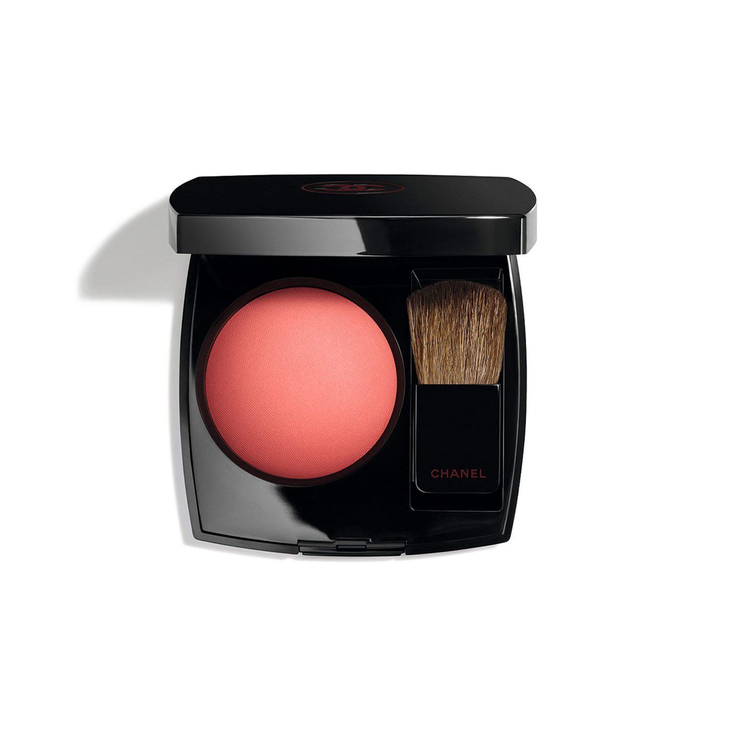シャネル ジュ コントゥラスト 2020 320 ルージュ プロフォン ¥5,800(7月17日限定発売)©CHANEL