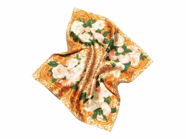 ファッションニュース_4,スカーフ_4