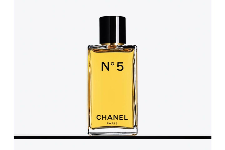 シャネルのフレグランス「シャネル N°5 オードゥ トワレット」
