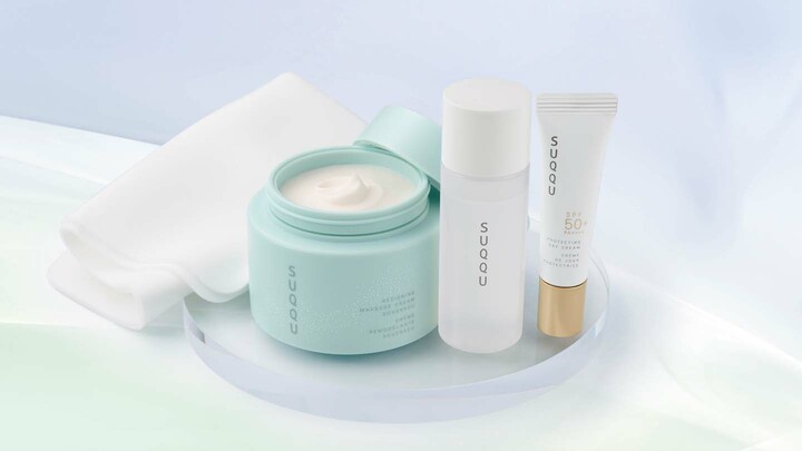 数量限定で発売される「SUQQU デザイニング マッサージ クリーム 蒼苑香 キット」