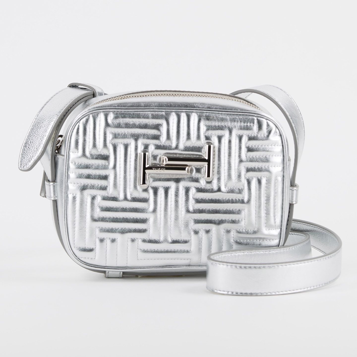 ■TOD’S(トッズ)の「モダンメタルのウルトラミニバッグ」
