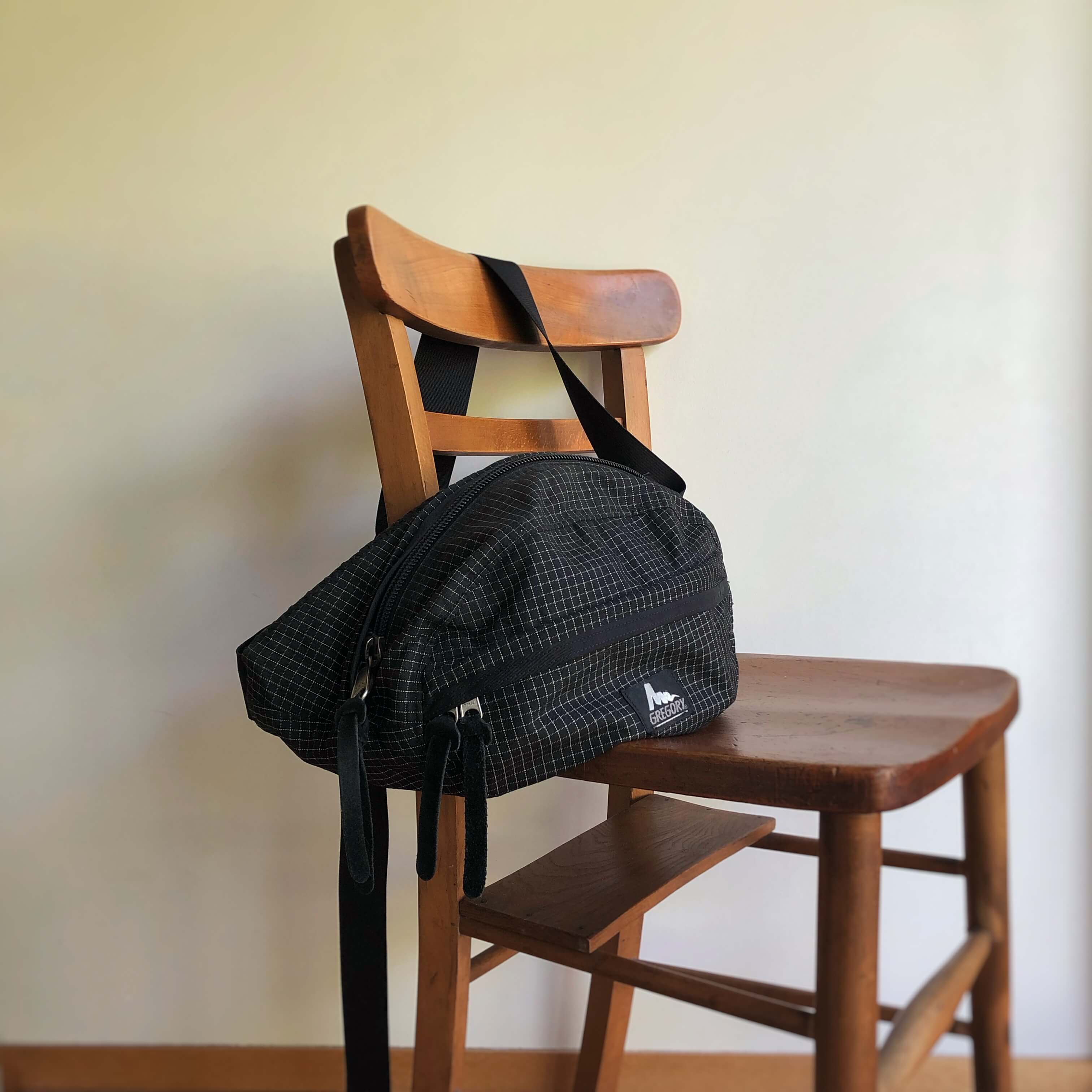 家人がかなり前から愛用している物ですが、「テールメイト」というモデルは現行品でも見つかります。ウエストバッグ/グレゴリー
