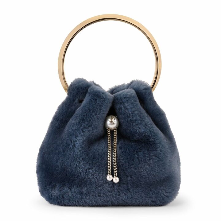 バッグ「ボン ボン」￥189,200【サイズ：縦●●×横●●×マチ●●cm、素材：●●●●、色：●●●●】