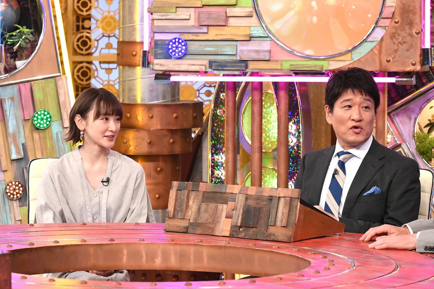 ©ABCテレビ 生駒里奈さんと林修さん