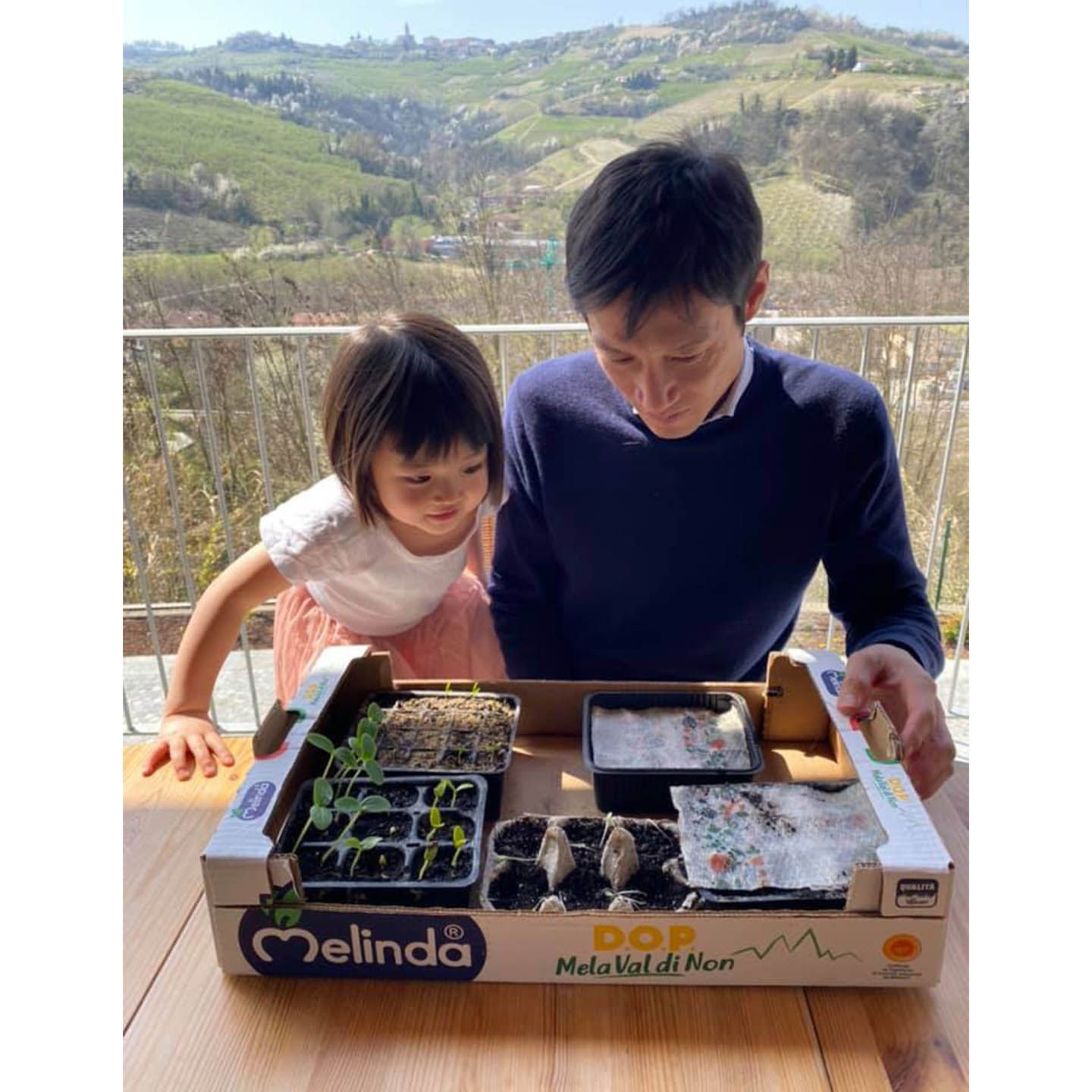 社会貢献_6,stayathome_6,イタリア_5