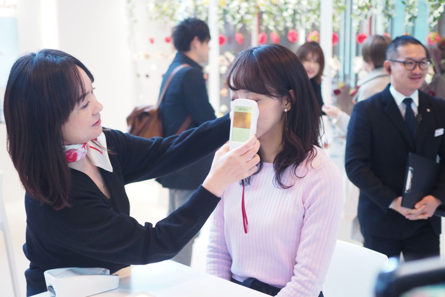 肌測定は短時間でできるので、ぜひ体験を!