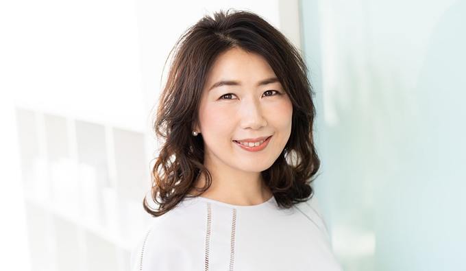 2ページ目)大人のヘアスタイル【ミディアムヘア編】 | Precious.jp ...
