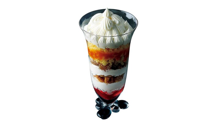 「東京會舘 銀座スカイラウンジ」のパフェ