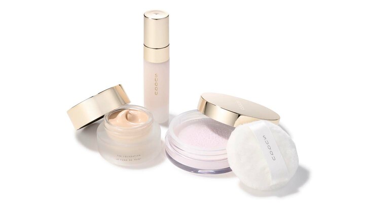 2025年12月1日（月）に数量限定発売となるSUQQUの「ザ ファンデーション スターター キット」