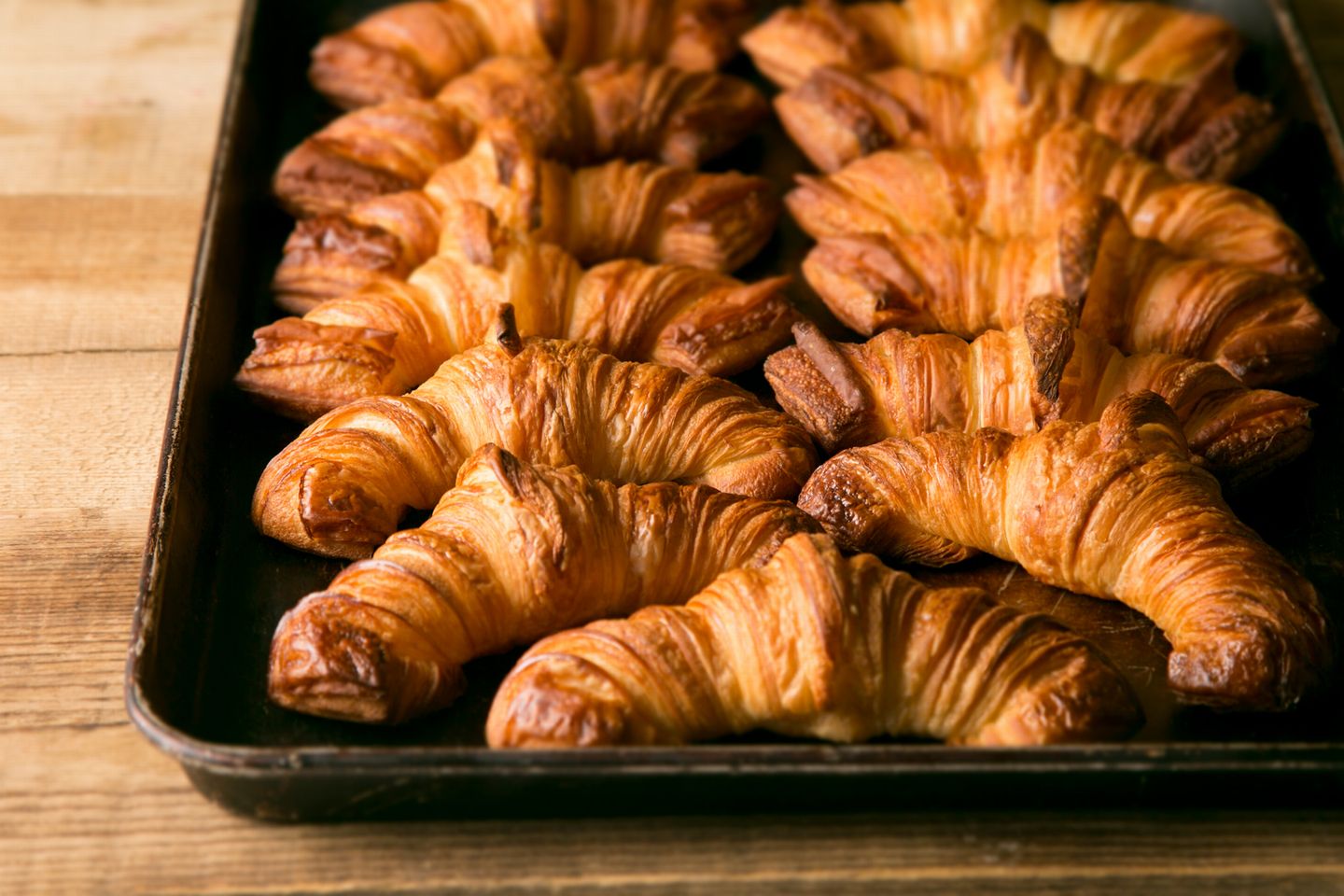 クロワッサン ¥237(税込)Viennoiserie JEAN FRANCOIS GINZA SIX B2F