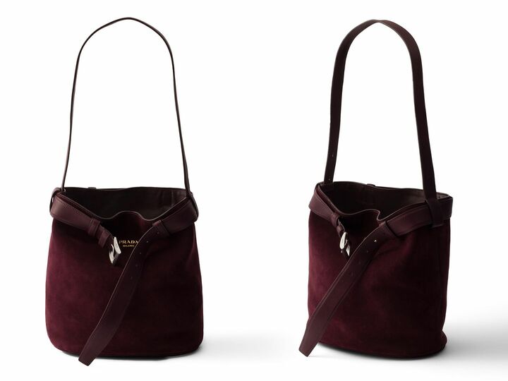 「プラダ」のバッグ『プラダ バックル』