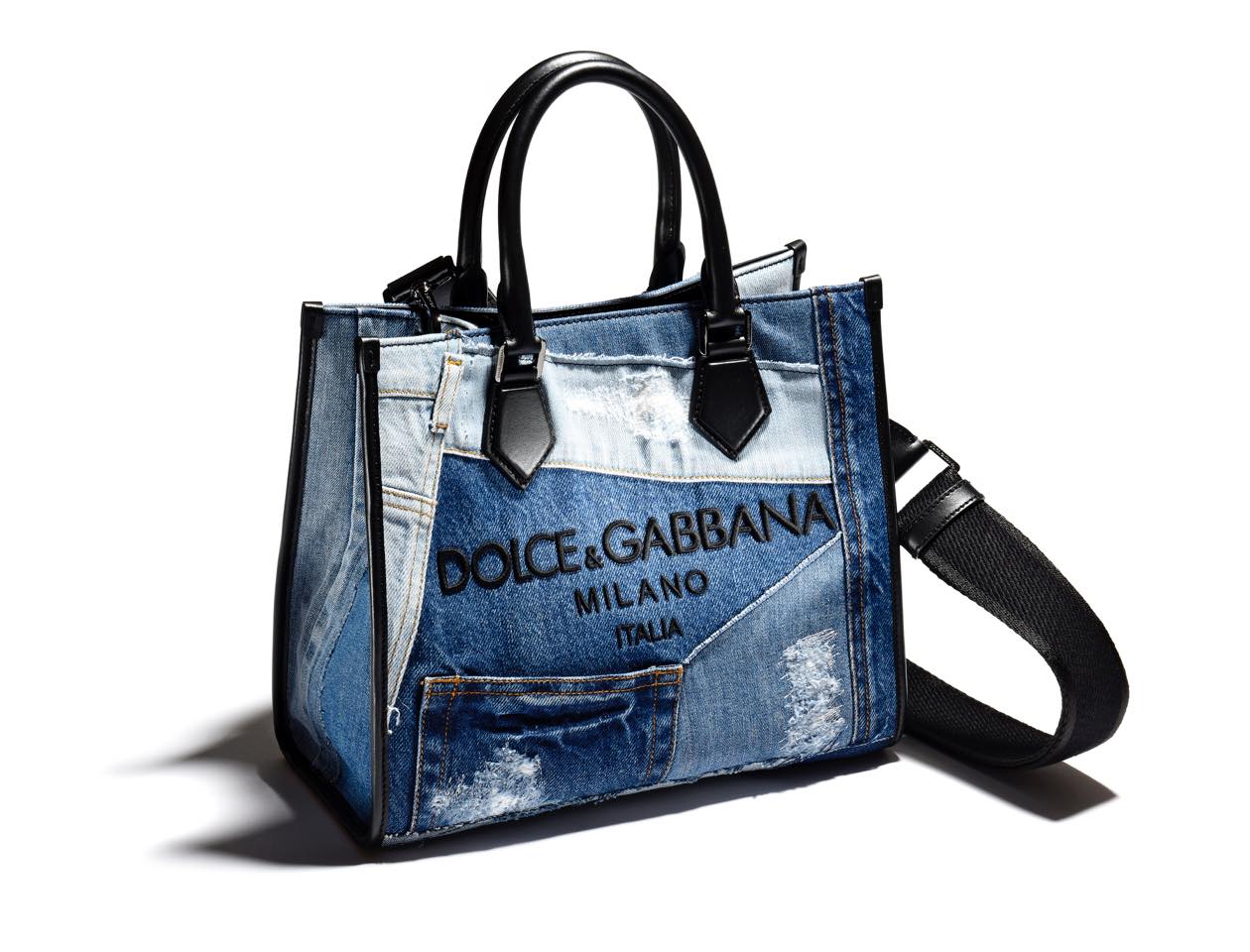【W27×H31×D16cm】バッグ¥253,000(ドルチェ&ガッバーナ ジャパン)※4月21日〜5月5日まで、伊勢丹新宿店 メンズ館1F プロモーションにて開催のポップアップストアにて先行発売予定。