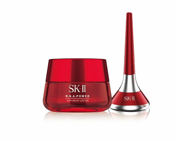 SK-Ⅱ R.N.A.パワー エアリー ミルキー ローション マグネティック キット ラディカル ニュー エイジ ¥13,000 （税抜）※百貨店数量限定発売）