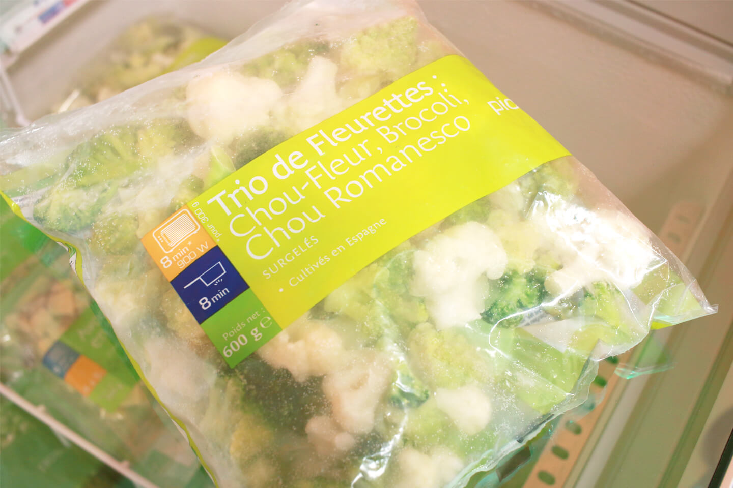人気の「花野菜ミックス(ブロッコリー、カリフラワー、ロマネスコ)」。600gで¥484(税込)