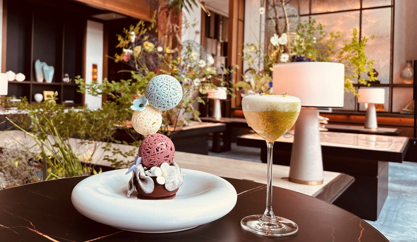 「フェアモント東京」の開業1周年記念モクテル&スイーツの画像