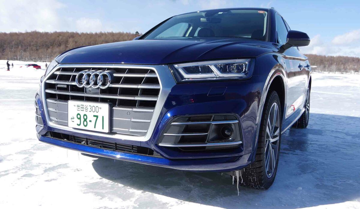 値下げしました。委託品　アウディクワトロ四駆19インチ  雪山行くには最適です。時期的にも日常で必要になるかも 値下げしました。委託品 アウディクワトロ四駆19インチ 雪山行くには