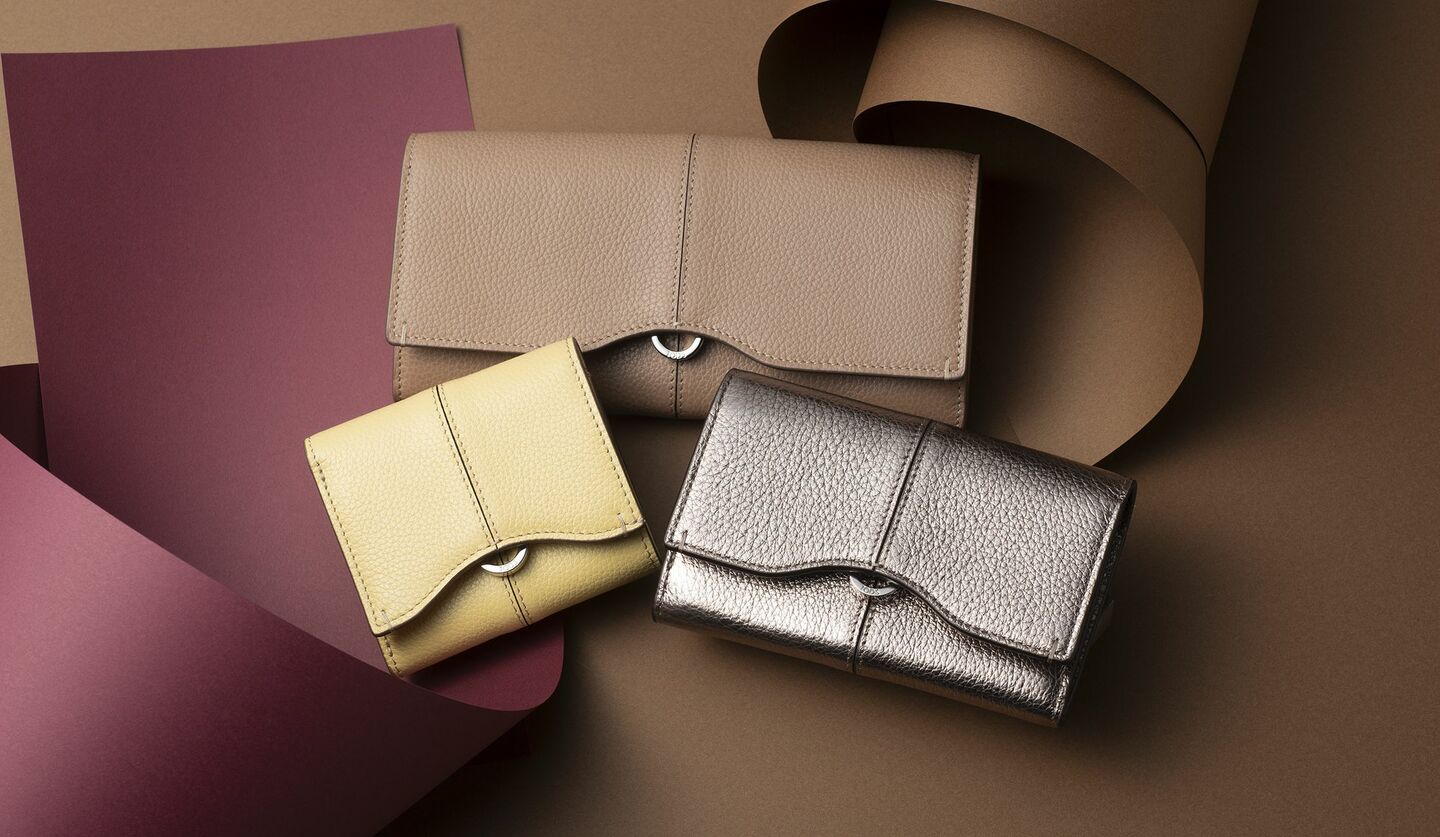 トッズの新作財布