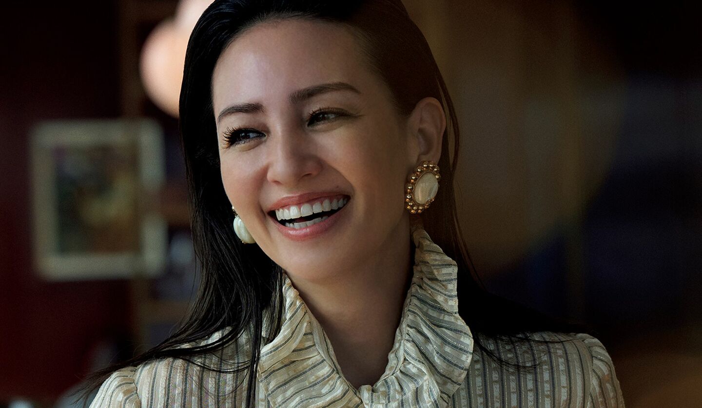 ヴァレンティノのウエアを着用したモデルのRINAさん