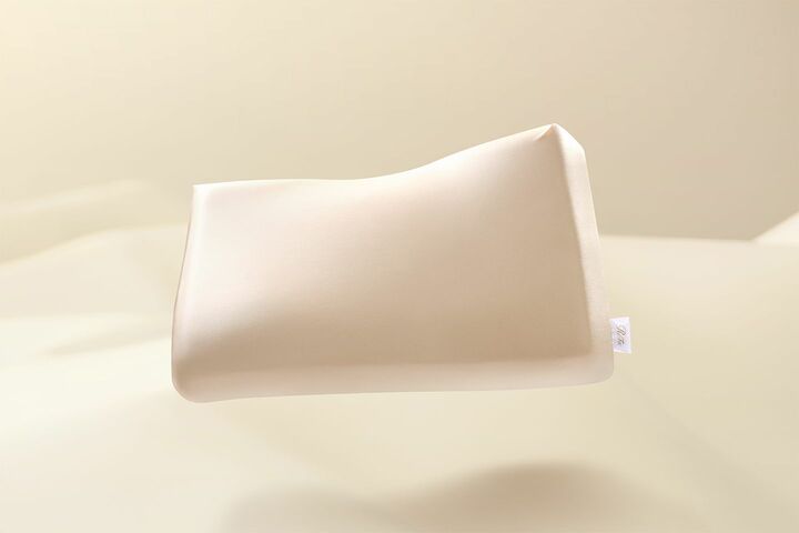 ReFa（リファ）から発売される「ReFa SILKY PULULU PILLOW」