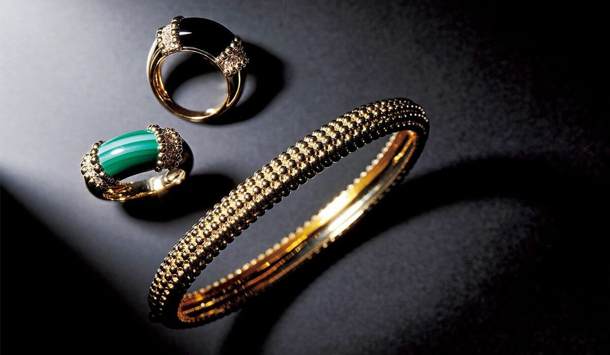 繊細な煌めきが上品な「ヴァン クリーフ＆アーペル」の『ペルレ