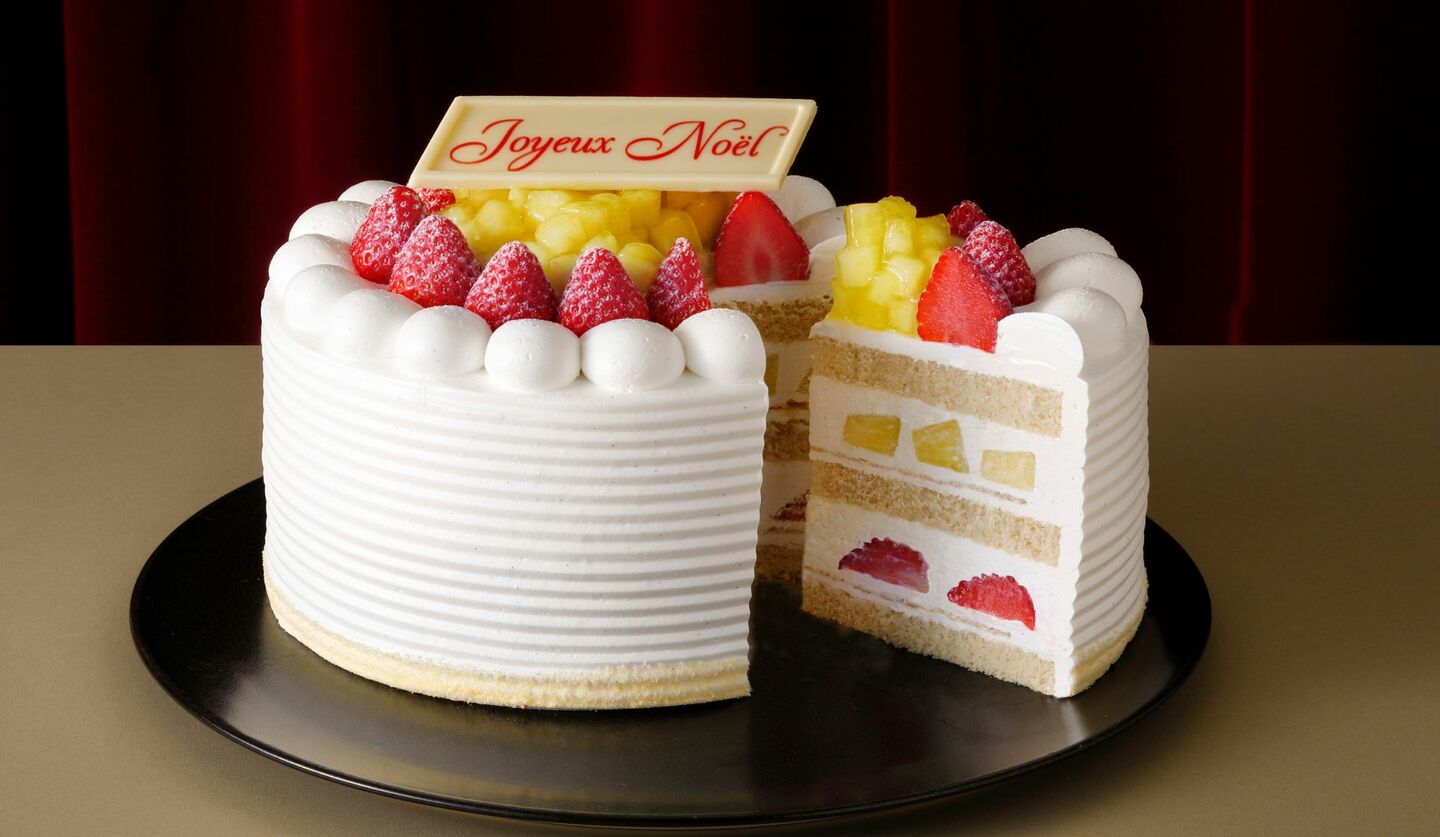 ホテルニュ-オータニの「エクストラスーパーダブルショートケーキ」