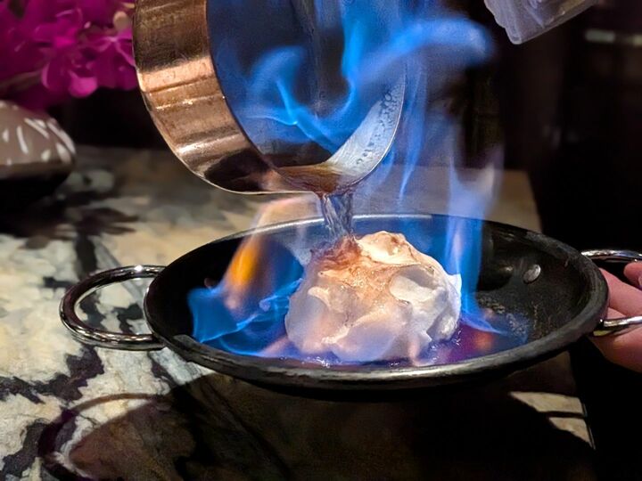 肉_12,スイーツ_9,酒_9,東京_12,ホテル_12