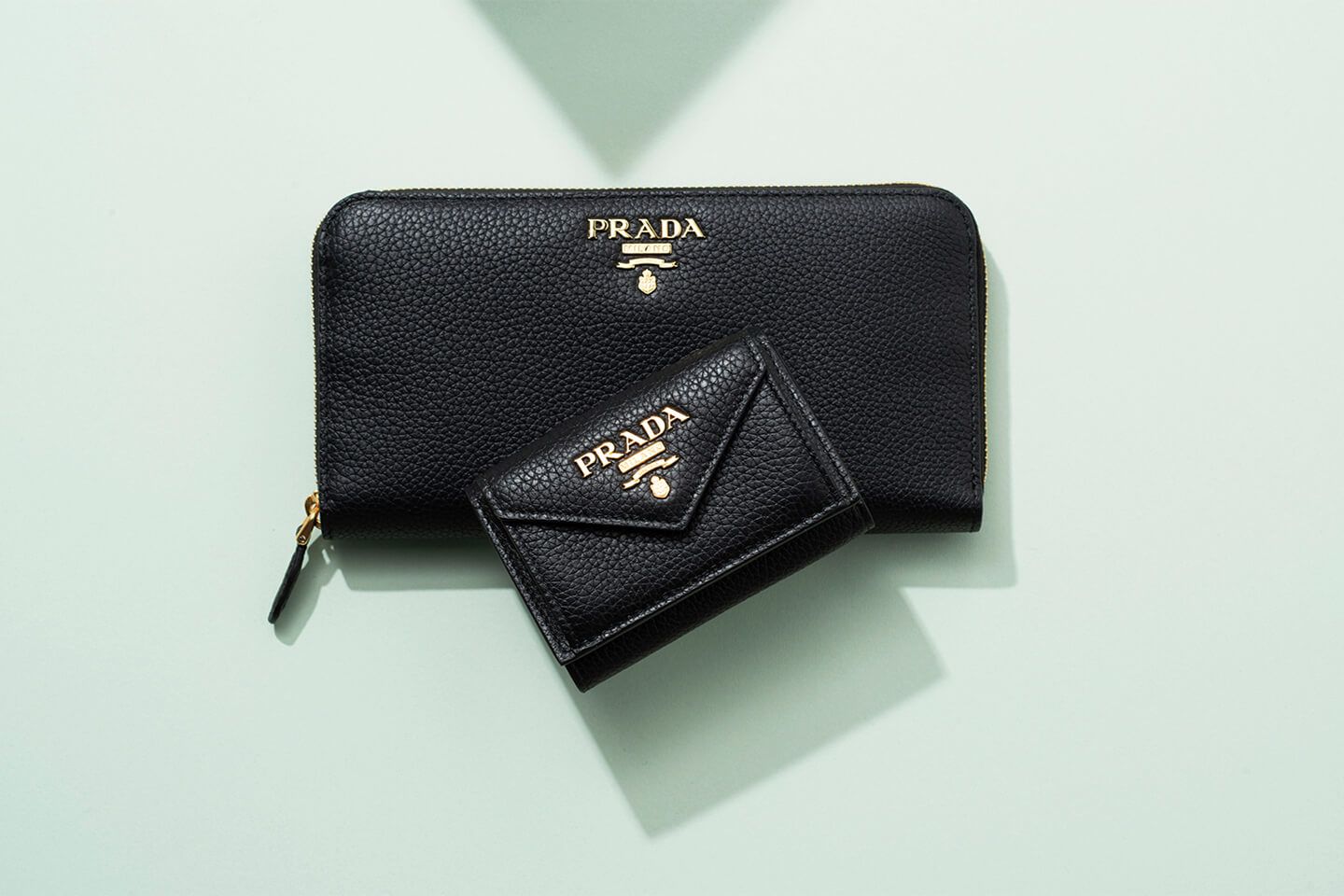 PRADA(プラダ)の新作財布