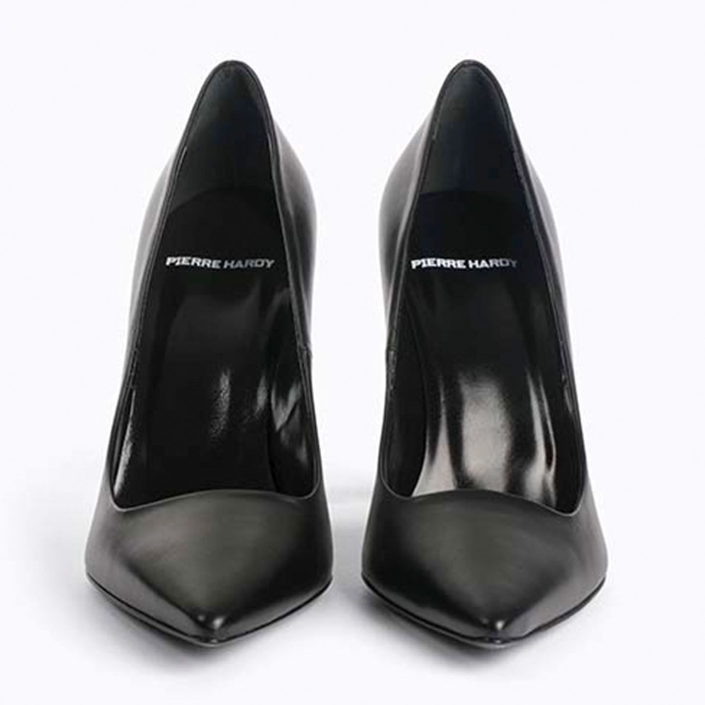 「ブレードパンプス」¥88,000(税抜)
