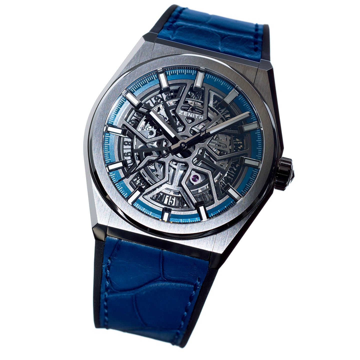 「ディファイ クラシック」●自動巻き ●チタンケース×ラバー&レザーストラップ ●ケース径/41mm ¥700,000(LVMH ウォッチ・ジュエリー ジャパン ゼニス)