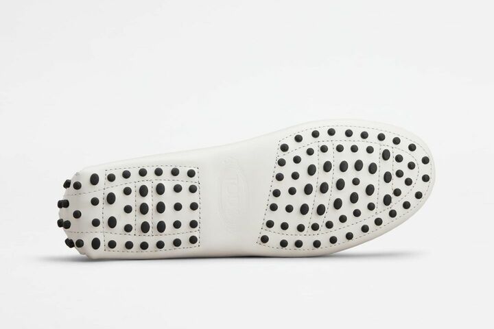 トッズのアイコンシューズ「ゴンミーニ」の新作