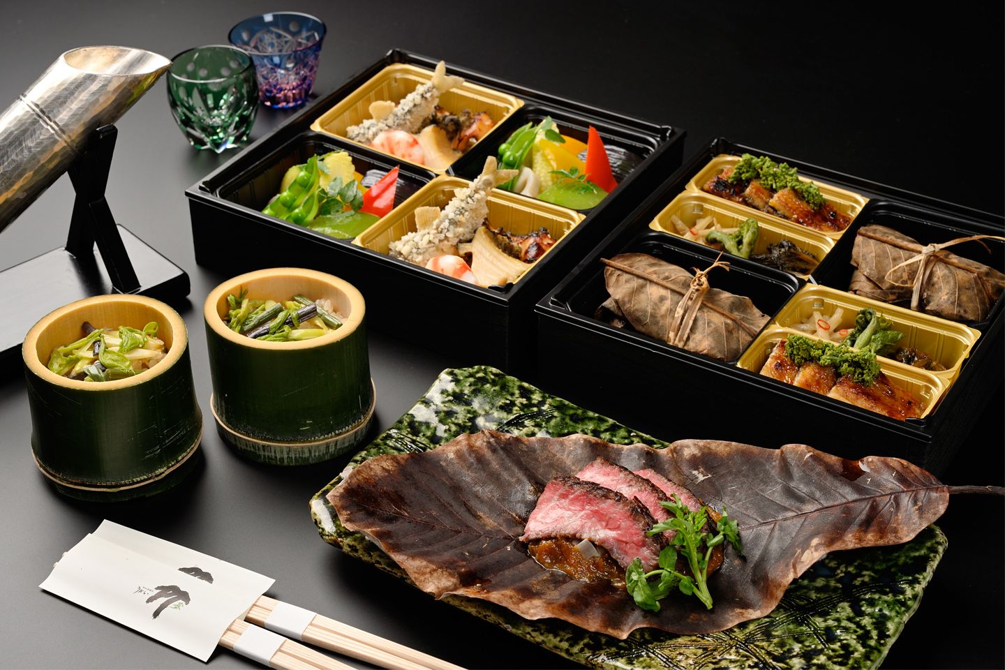 うかい竹亭 特製二段重セット¥10,000(お二人様分)、限定40セット/1日
