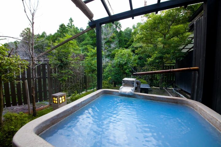 客室露天風呂の一例