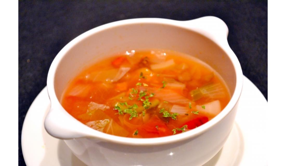 お茶にはデトックスを上手にサポートしてくれる成分がいっぱい!