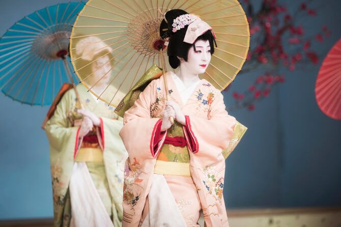 東をどり