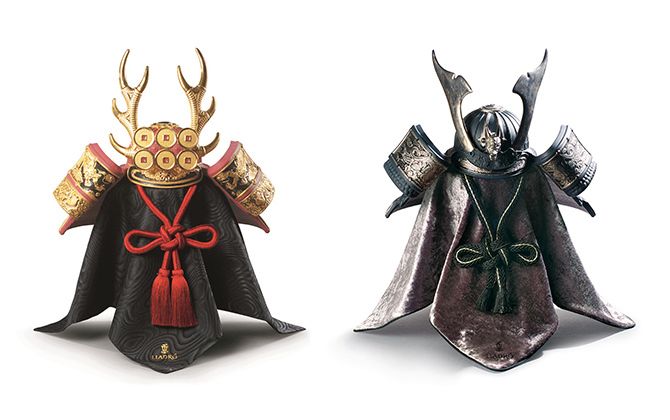 「兜（RED）」は、ただいま放映中のNHK大河ドラマ『真田丸』でもおなじみの、戦国時代の名将・真田幸村（信繁）からインスピレーションを受けてつくられたもの。兜（RED）[H38×W29×D22 ㎝] 袱紗・台座付￥250,000・兜（BLACK）[H35×W26×D20cm ] 袱紗・台座付￥220,000（ともに税抜）