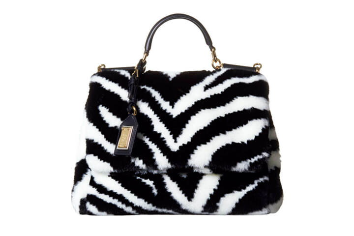 『シシリー ソフト』￥185,000／予定価格［縦21×横26×マチ17㎝／ストラップ付き］（ドルチェ＆ガッバーナ ジャパン）