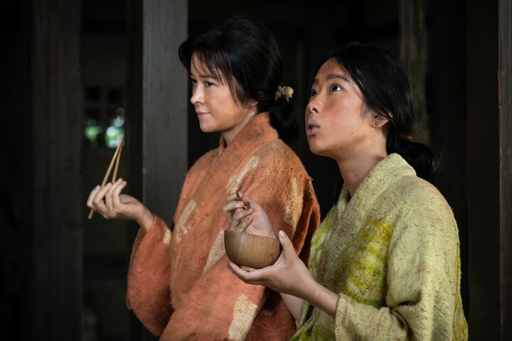 宮澤エマさん（左）と倉沢杏菜さん（右）（C）NHK