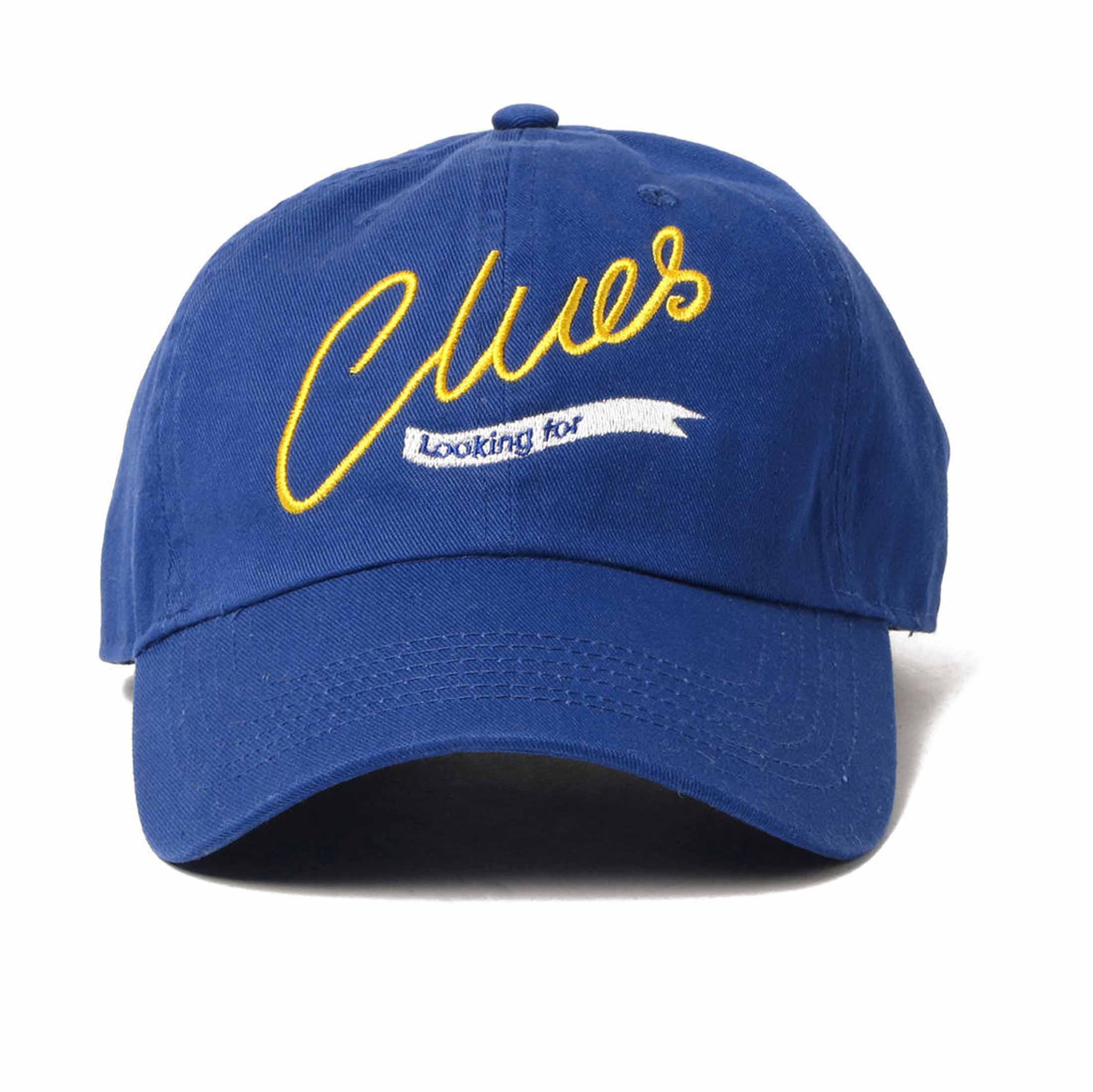 TOKYO CULTUART by BEAMSで展開中の「CLUES」キャップ。カラーはブラックとブルーの2色展開。この他にも「NONFLAMMABLE」デザインのキャップもあり。税込¥3,780(トーキョー カルチャート by ビームス tel.03-3470-3251)